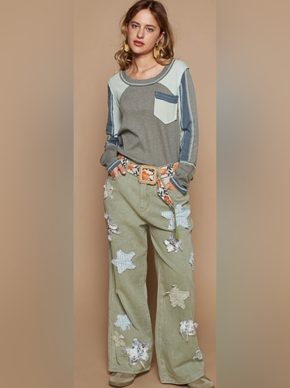 POL Sage Green Star Applique Wide-Leg Jeans size small